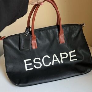 Primark Black Overnight Bag - Escape in Style with Brown Handles, Zipper Closure